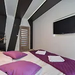 Apartament Rodzinny Hrabiego - Sauna, Centrum Zakopanego Ul Zamoyskiego, Balkon, 2 Sypialnie, Parking, Gorne Krupowki